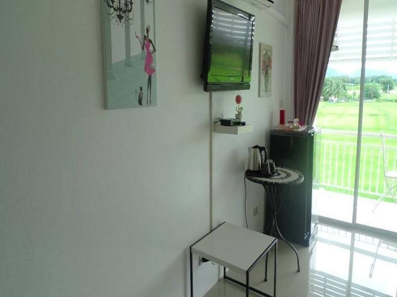 Фото Phet Cha-am Plaza & Resort