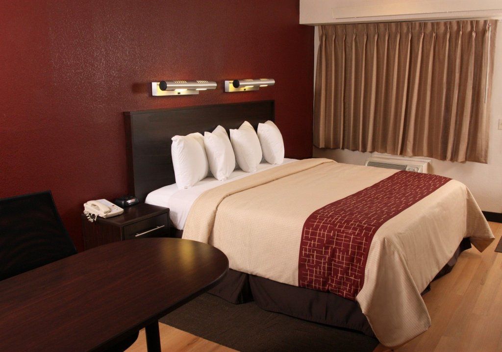 Фото Red Roof Inn Aberdeen