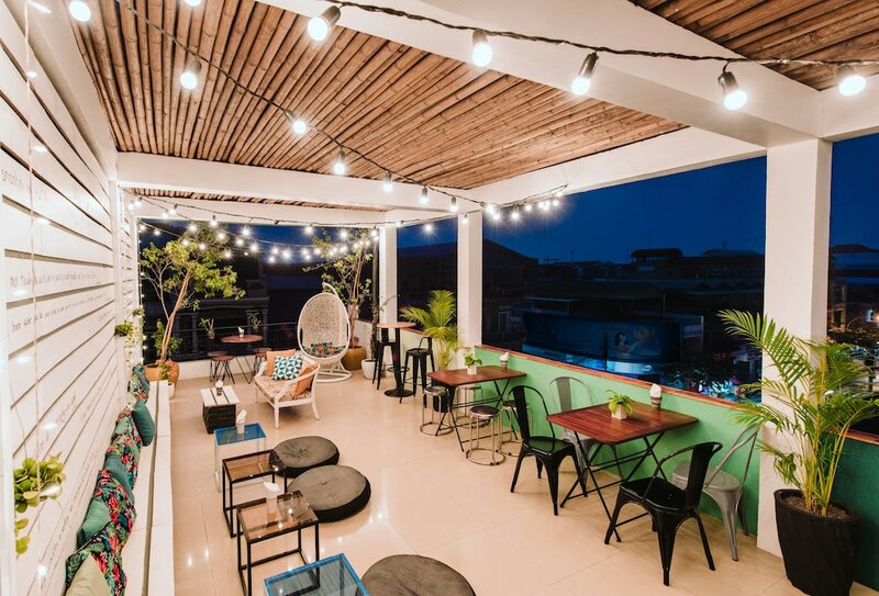 The Place Hostel & Rooftop Bar