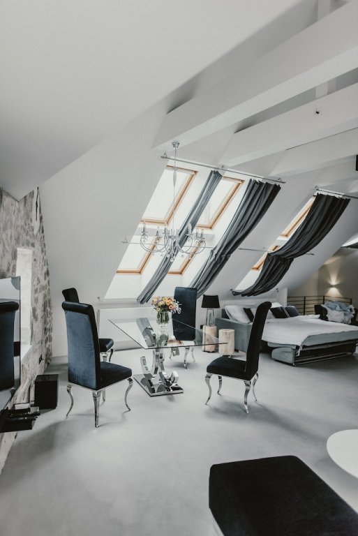 Фото Coco Chanel Boutique Apartment