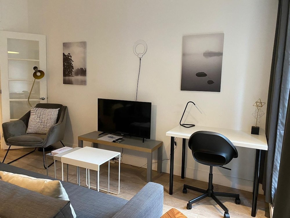 Фото Liv Mtl - Downtown