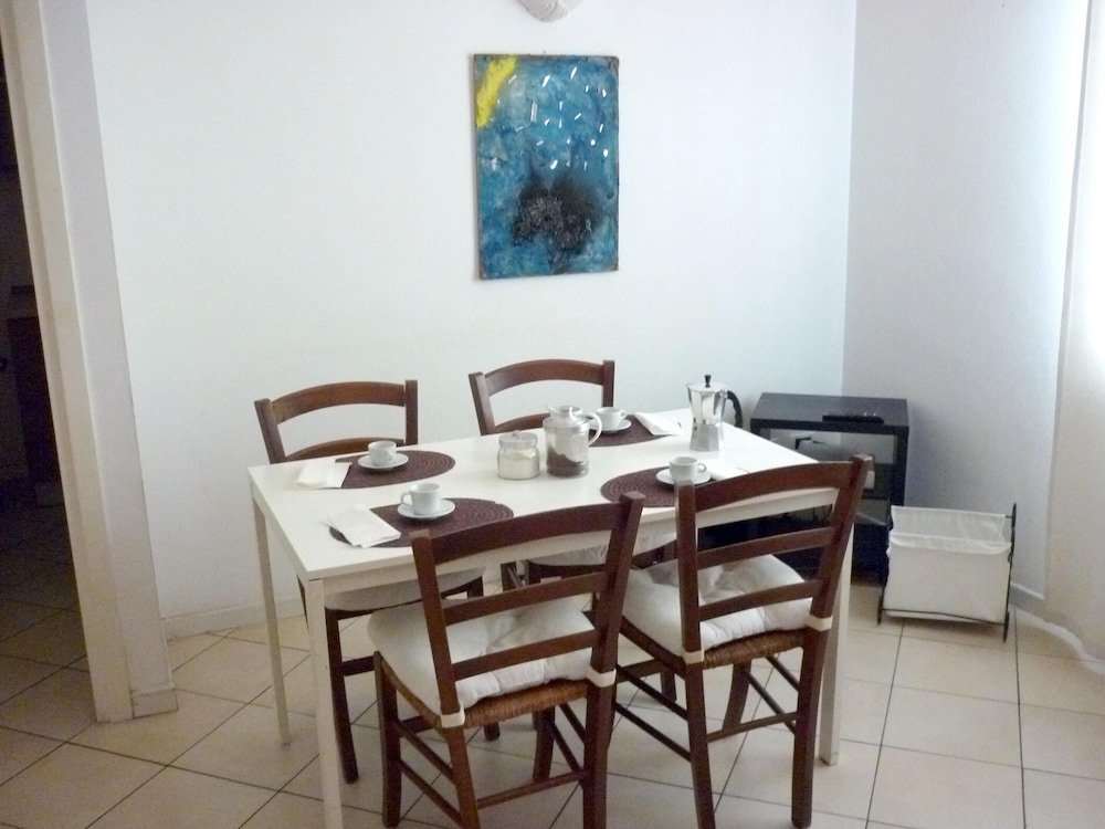 Фото Holiday House With 2 Bedrooms in Bologna, With Terrace and Wifi