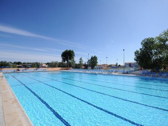 Фото Domaine Résidentiel De Plein-air Elysée