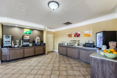 Гостиница Quality Inn Clemson near University