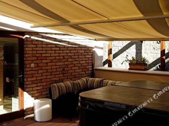 Фото Oliva Hotel & Restaurant