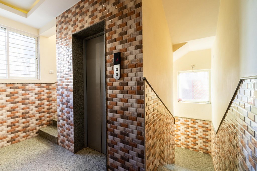 Фото Hotel Broadway Colaba