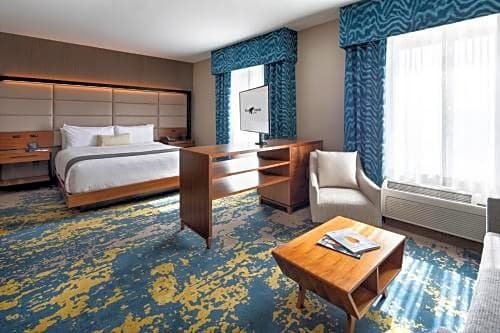 Фото Bear Springs Hotel