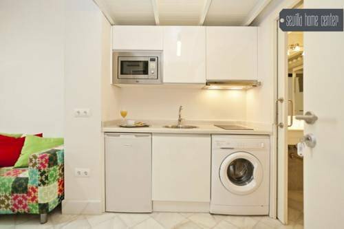 Гостиница Sevilla Home Center в Севилье