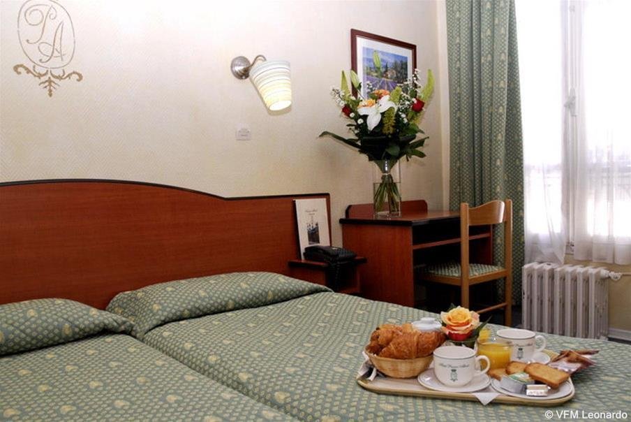 Фото отеля 4