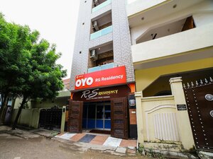 Oyo 24834 R S Residency