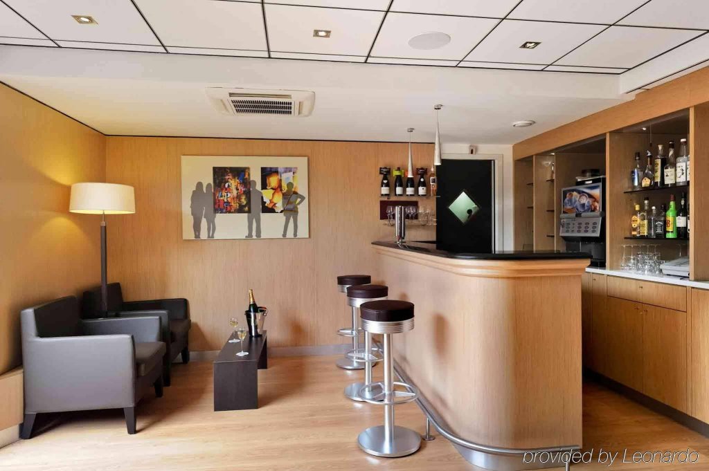 Фото Hôtel Mercure Ajaccio