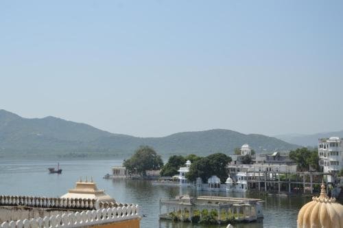 Фото Shree Vilas Orchid-By Lake Pichhola, Udaipur