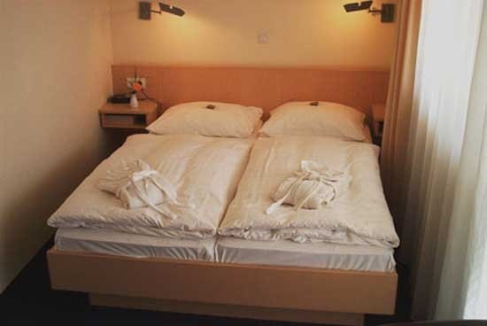 Фото Hotel Lyskirchen Cologne