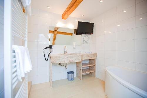 Фото Hotel Weichandhof by Lehmann Hotels