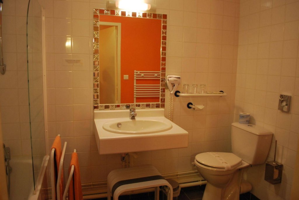 Фото Hotel Tambourin