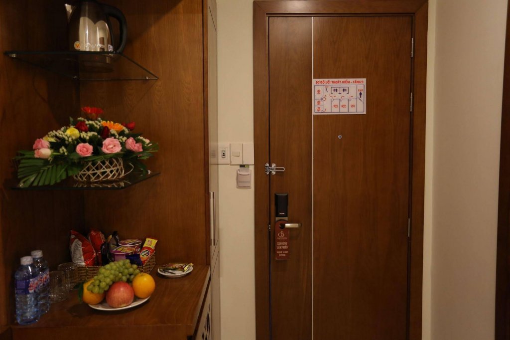 Фото Golden Light Hotel