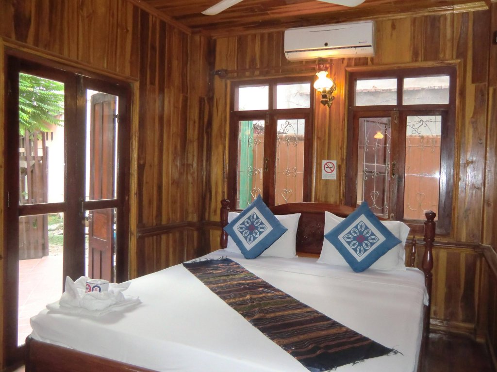 Фото Soutikone 1 Guesthouse