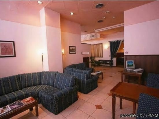 Фото Hotel Valmarina