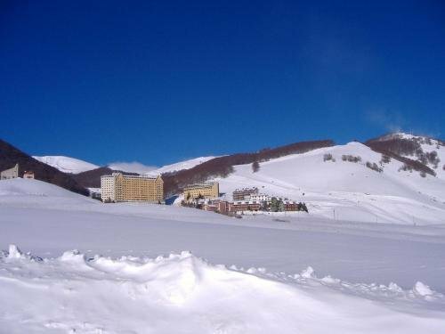 Гостиница Residence Les Amis в Абруццо