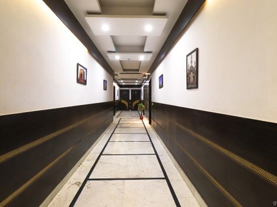 Фото Hotel Riya Palace
