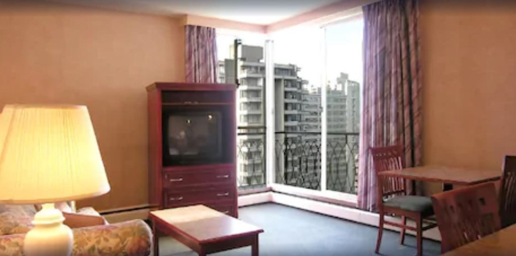 Фото Tropicana Suite Hotel