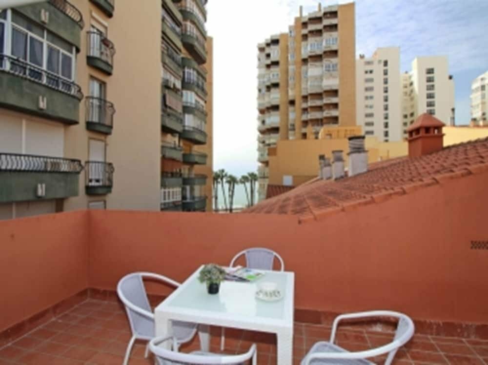 Short-term housing rental Malagueta Suites, Malaga, photo