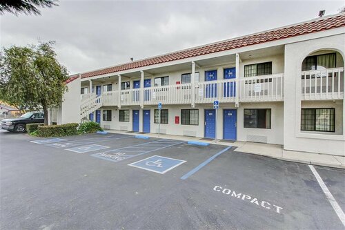 Гостиница Motel 6 Salinas, Ca - North Monterey Area в Салинасе