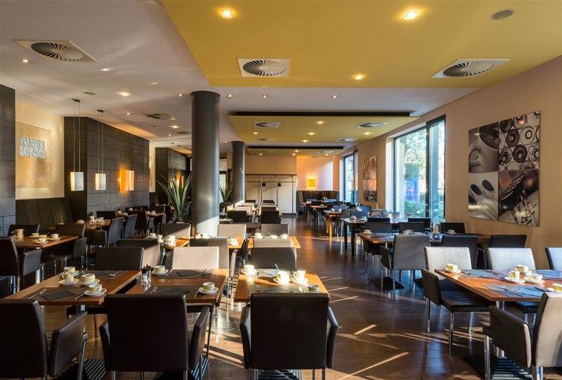 Фото Hotel Frankfurt Messe affiliated by Meliá