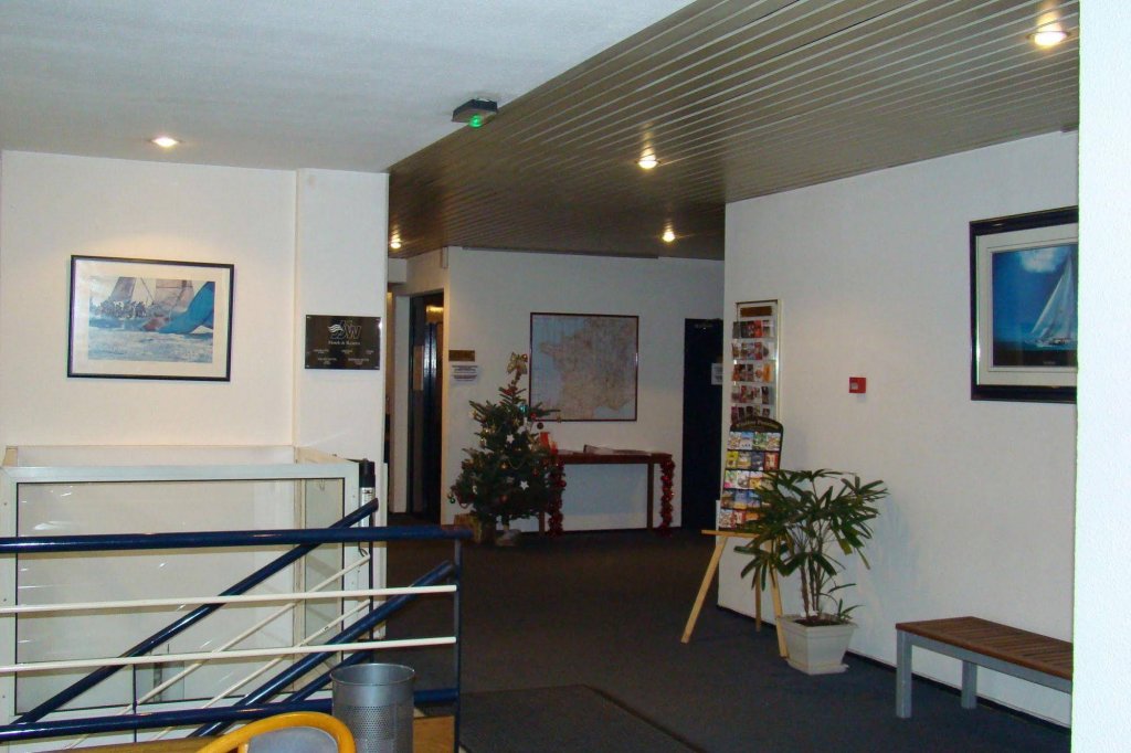 Фото Hôtel Life Bordeaux Gare - Bg