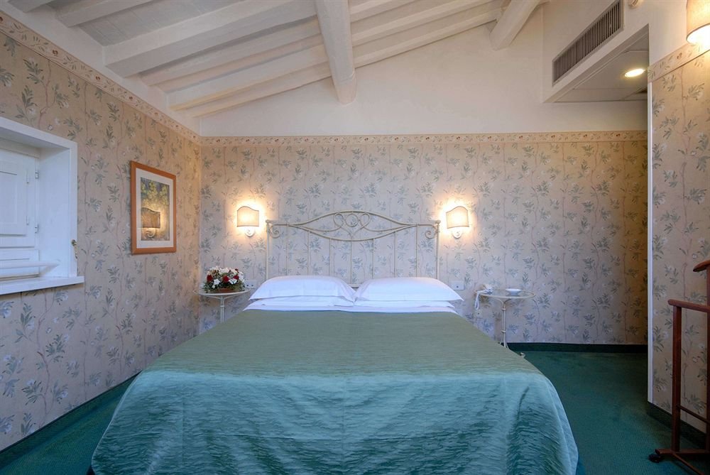 Фото Hotel La Ville