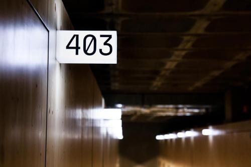 Фото Zero Box Lodge Porto