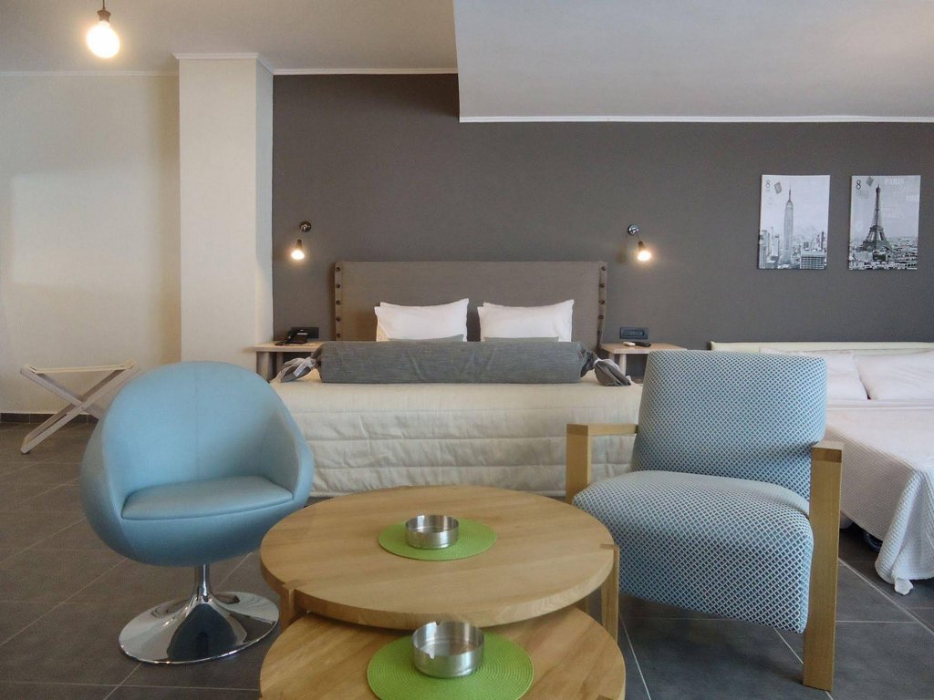 Фото Amphitryon Boutique Hotel