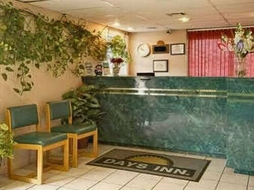 Гостиница Days Inn by Wyndham Okmulgee в Генриетте