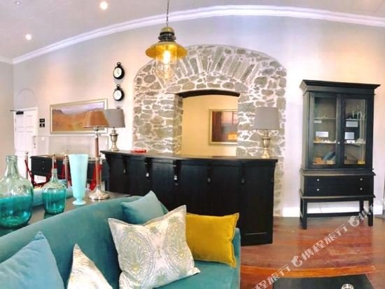 Фото Mantis St Helena