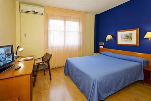 Фото Hotel Jakue