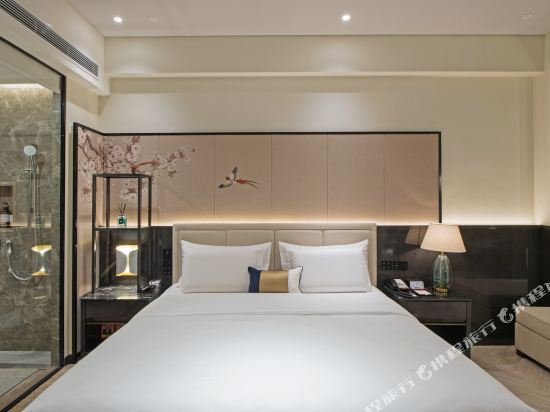 Фото Rainbird International Hotel