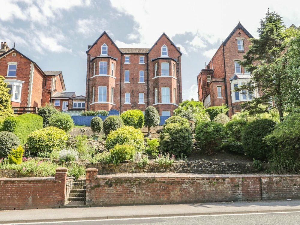 Hotel Carisbrooke, Scarborough, photo