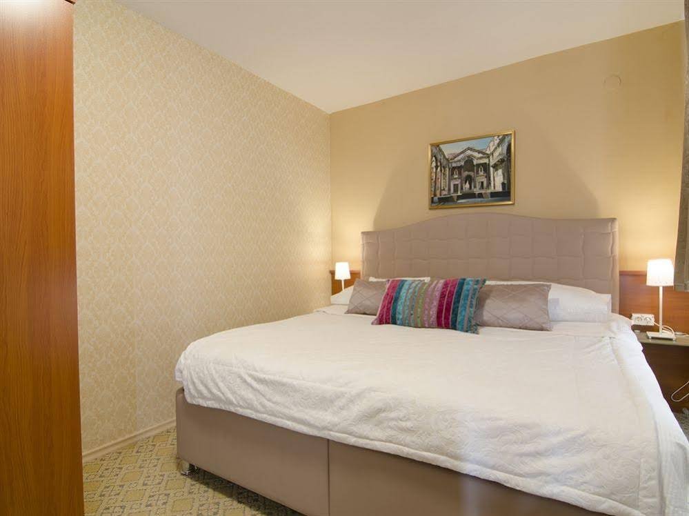 Фото Hotel Villa Harmony