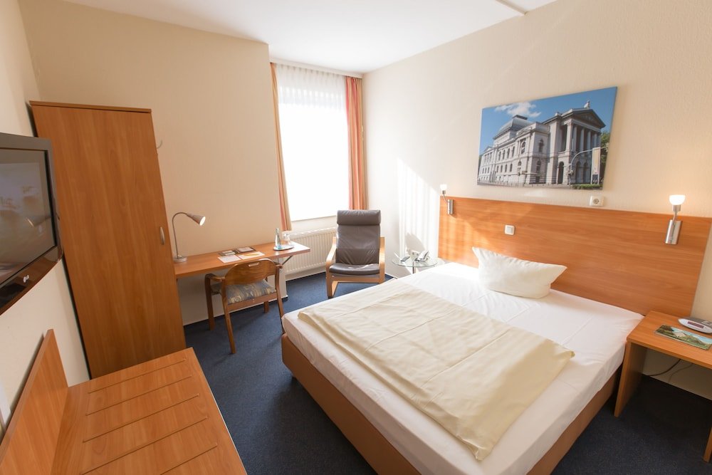 Фото Hermes Hotel