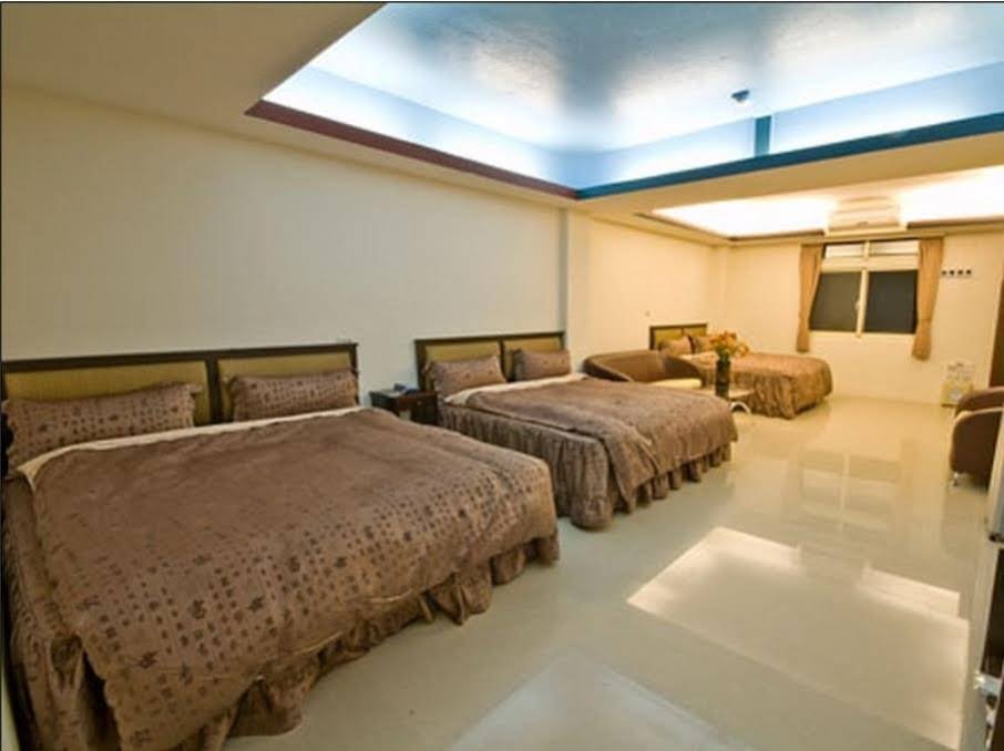 Фото Yue Jing Commercial Hotel