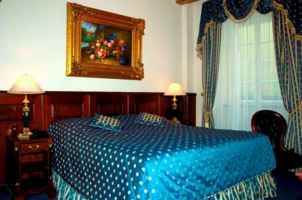 Фото У Златехо Строму