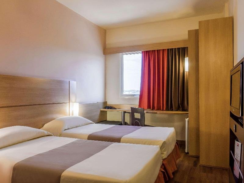 Фото Ibis Jaboticabal