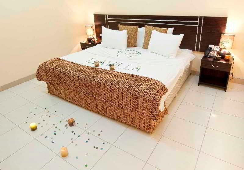 Фото LaVilla Hotel