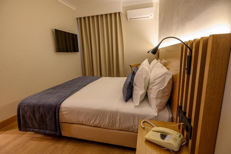 Фото Santa Eufémia Covilhã Hotel