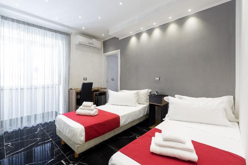 Фото Hotel Bella Napoli