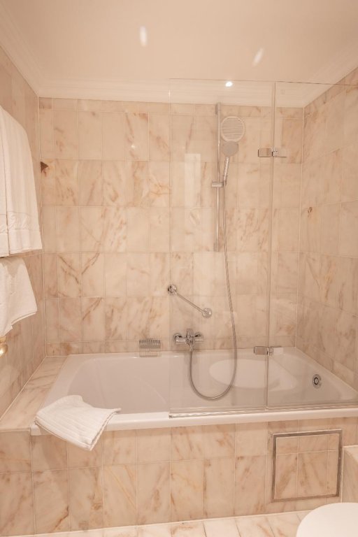 Фото Hotel Manos Stephanie