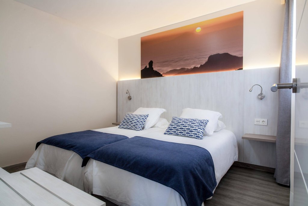 Фото Corona Roja