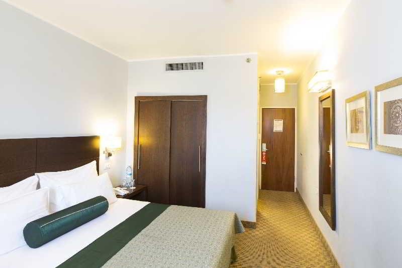 Фото Prima Royale Hotel