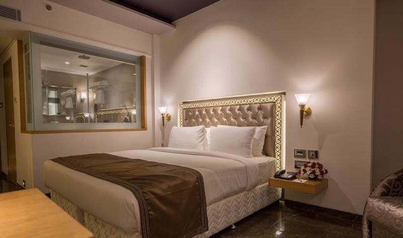 Фото Peninsula Redpine