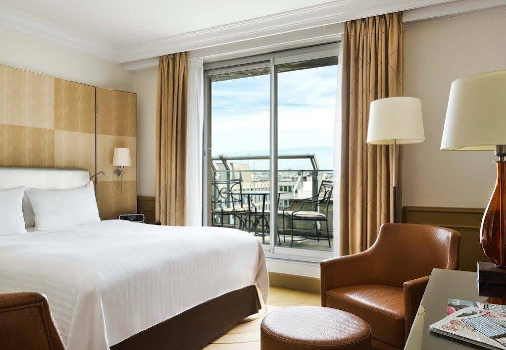 Фото Paris Marriott Champs Elysees Hotel